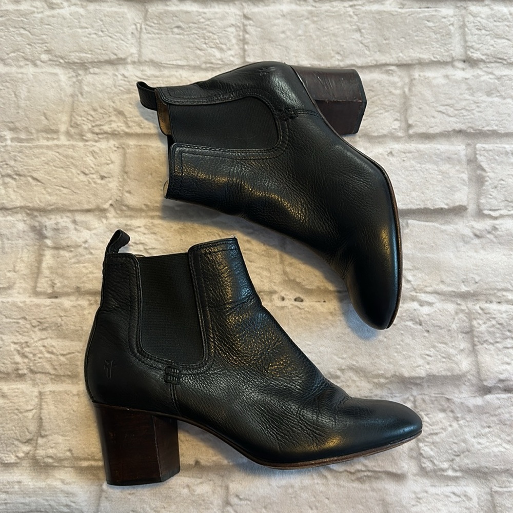 Frye Women's Black Leather Ankle Boots Size 8